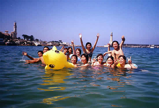 アレキサンドリアで海水浴